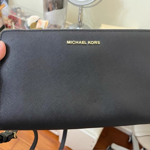Micheal Kors lychee pattern shoulder bag - Picture 1 of 5